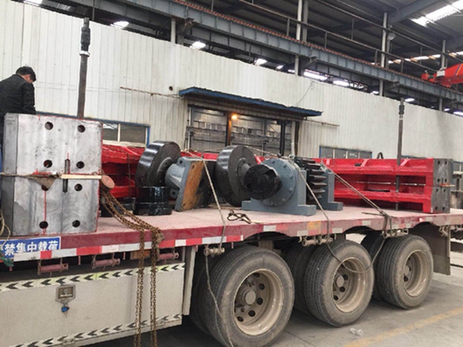 活性炭轉爐擋輪發(fā)貨現(xiàn)場